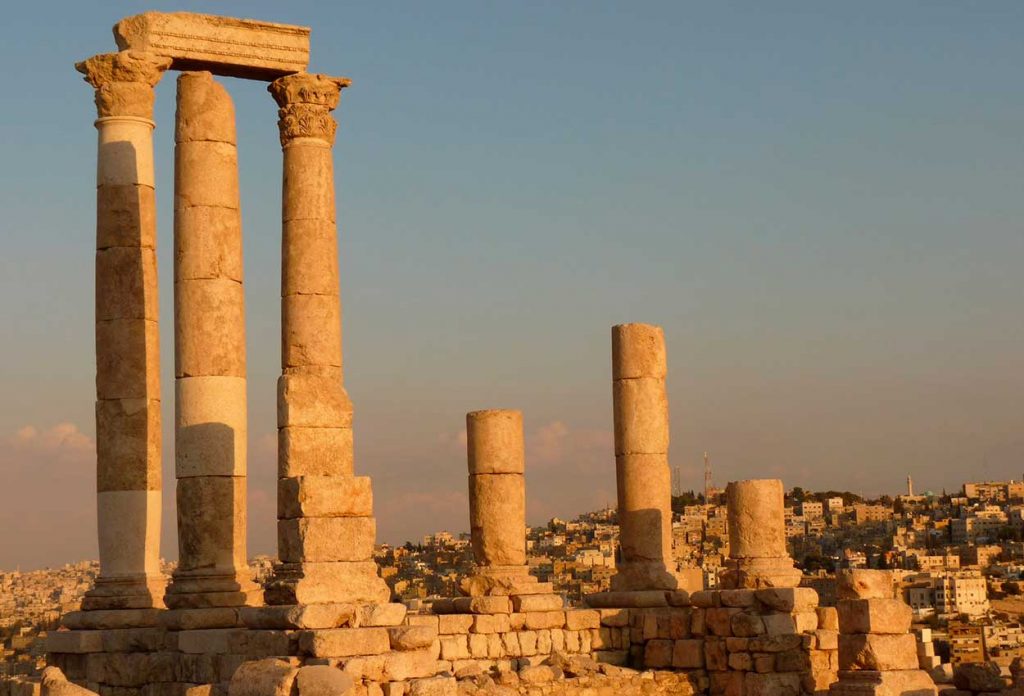 Restos de templos romanos en Amman Jordania