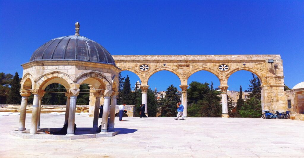 La Mezquita Al-Aqsa en la Ciudad Vieja de Jerusalen