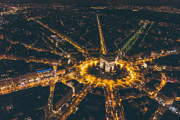 Paris de Noche Asiviajo